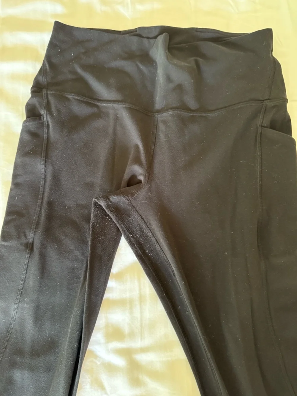 Lululemon Aligh with pockets Black High-Rise Leggings 28” - Picture 4 of 5